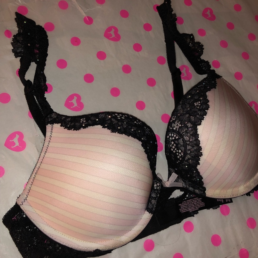 Victoria’s Secret Pink Bra 34C